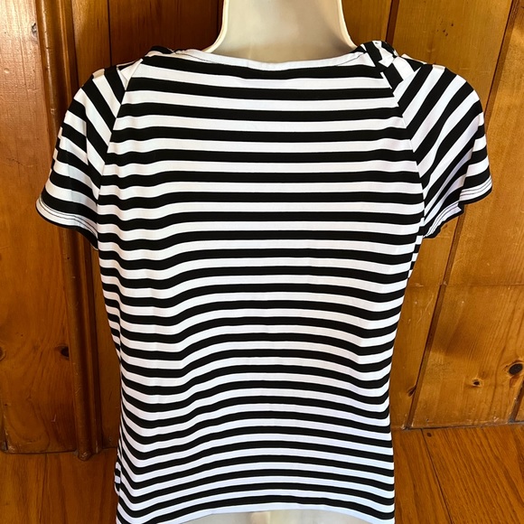 Worthington size medium black and white striped short sleeve scoop neck top - Picture 2 of 3